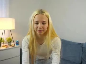 claragrosshans model from cb