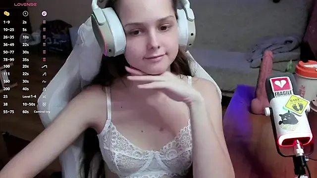 SharybbFace — flash my pussy